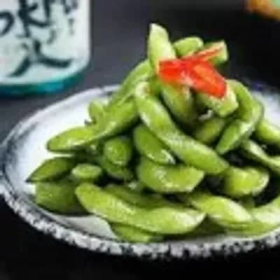 Salted boiled edamame