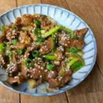 Beef with ginger and chives