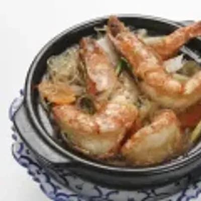 Shrimp and vermicelli hot pot