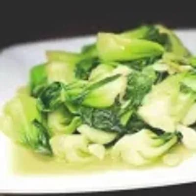 Bok choy stir-fried with garlic
