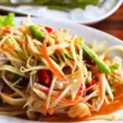 Thai papaya salad